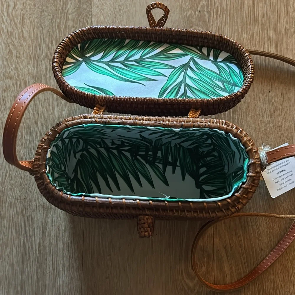 Basket Crossbody Purse Genuine Leather Strap - Picture 2 of 6